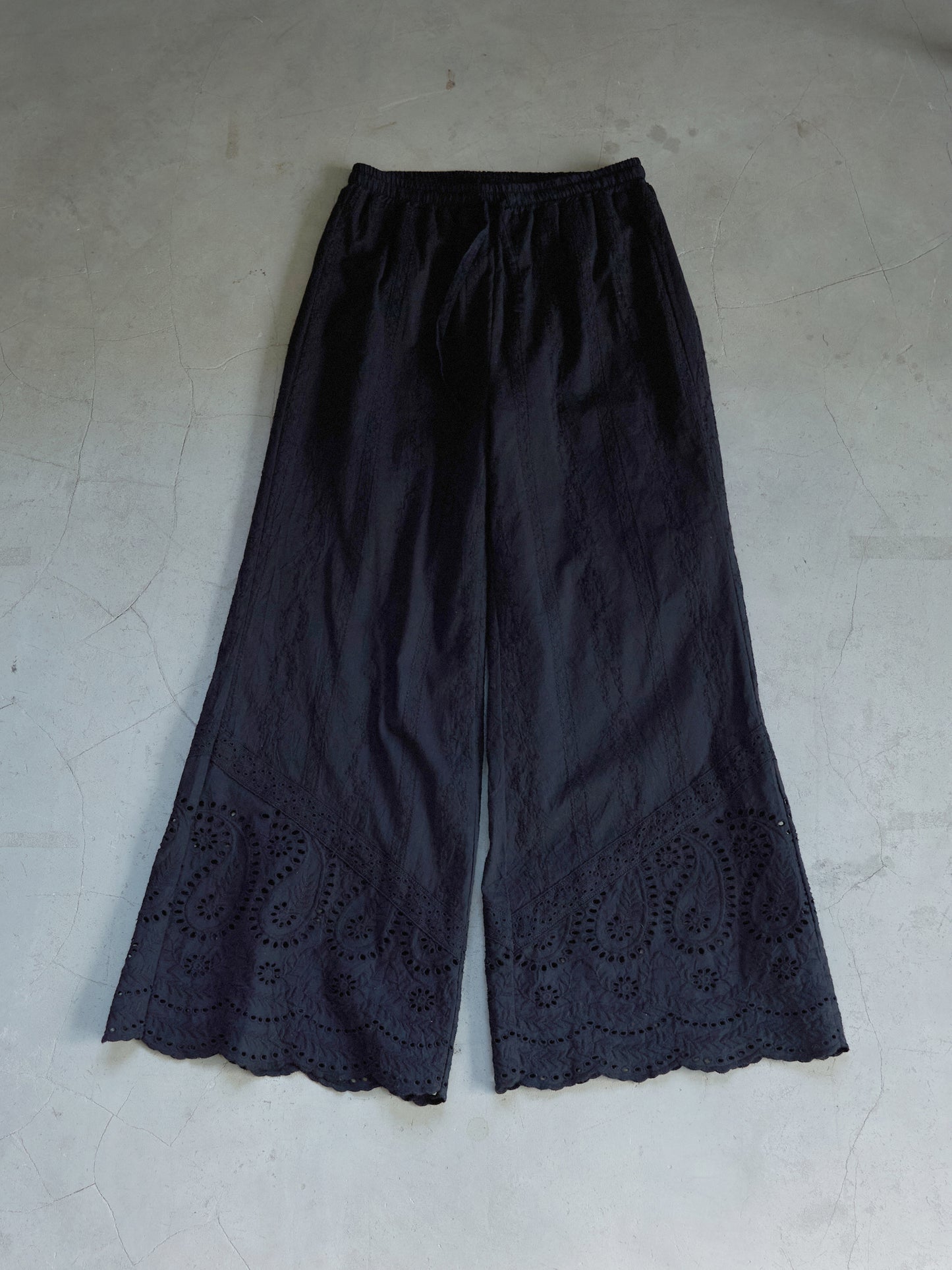 Lace Hem Easy Pants