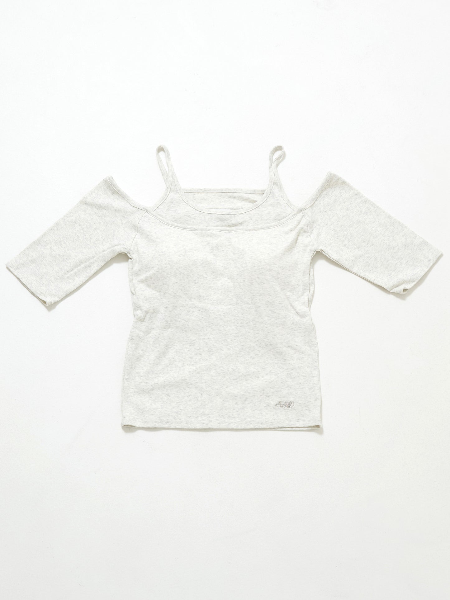 Layered Pad-in Pullover