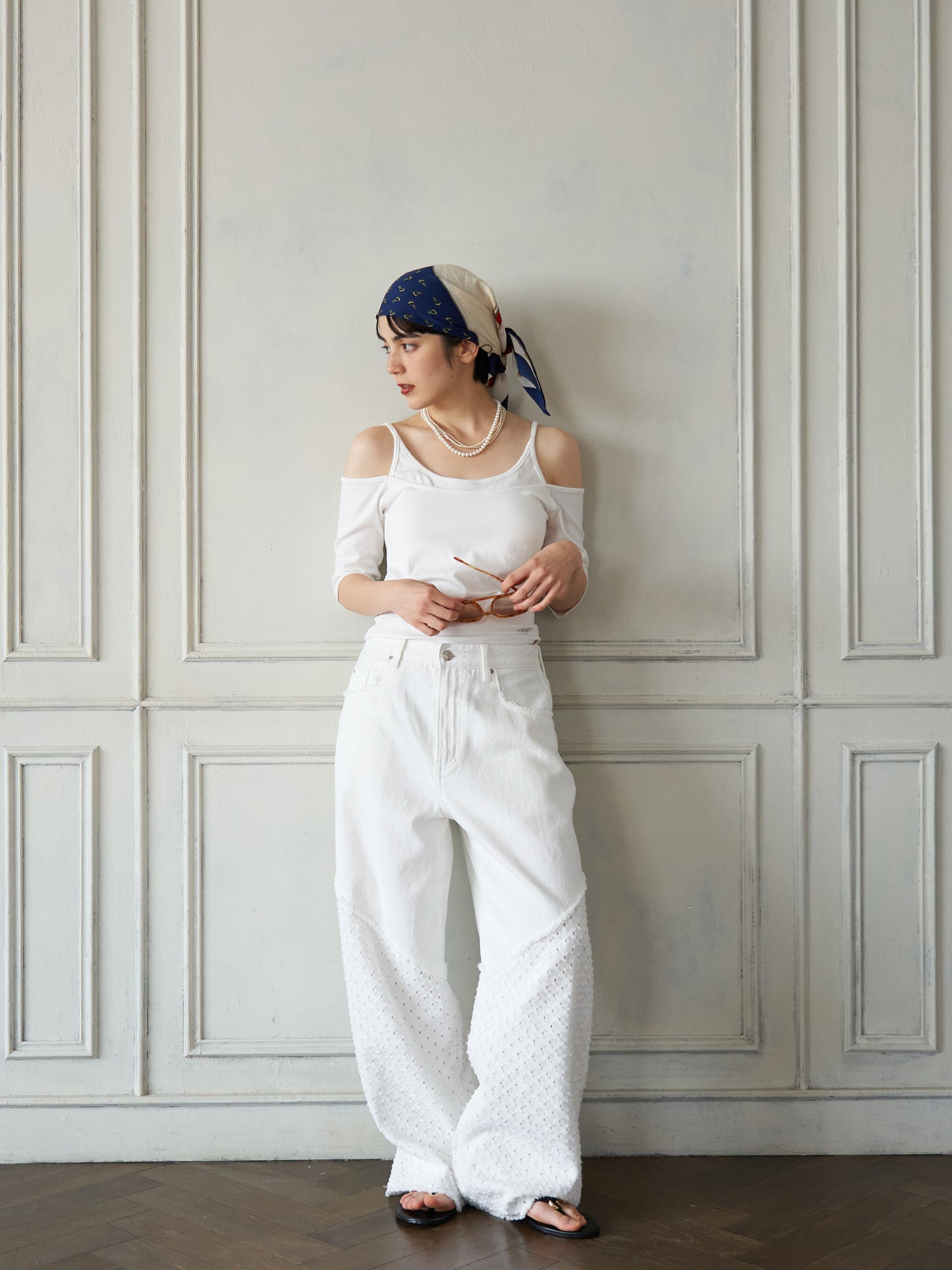 Layered Pad-in Pullover