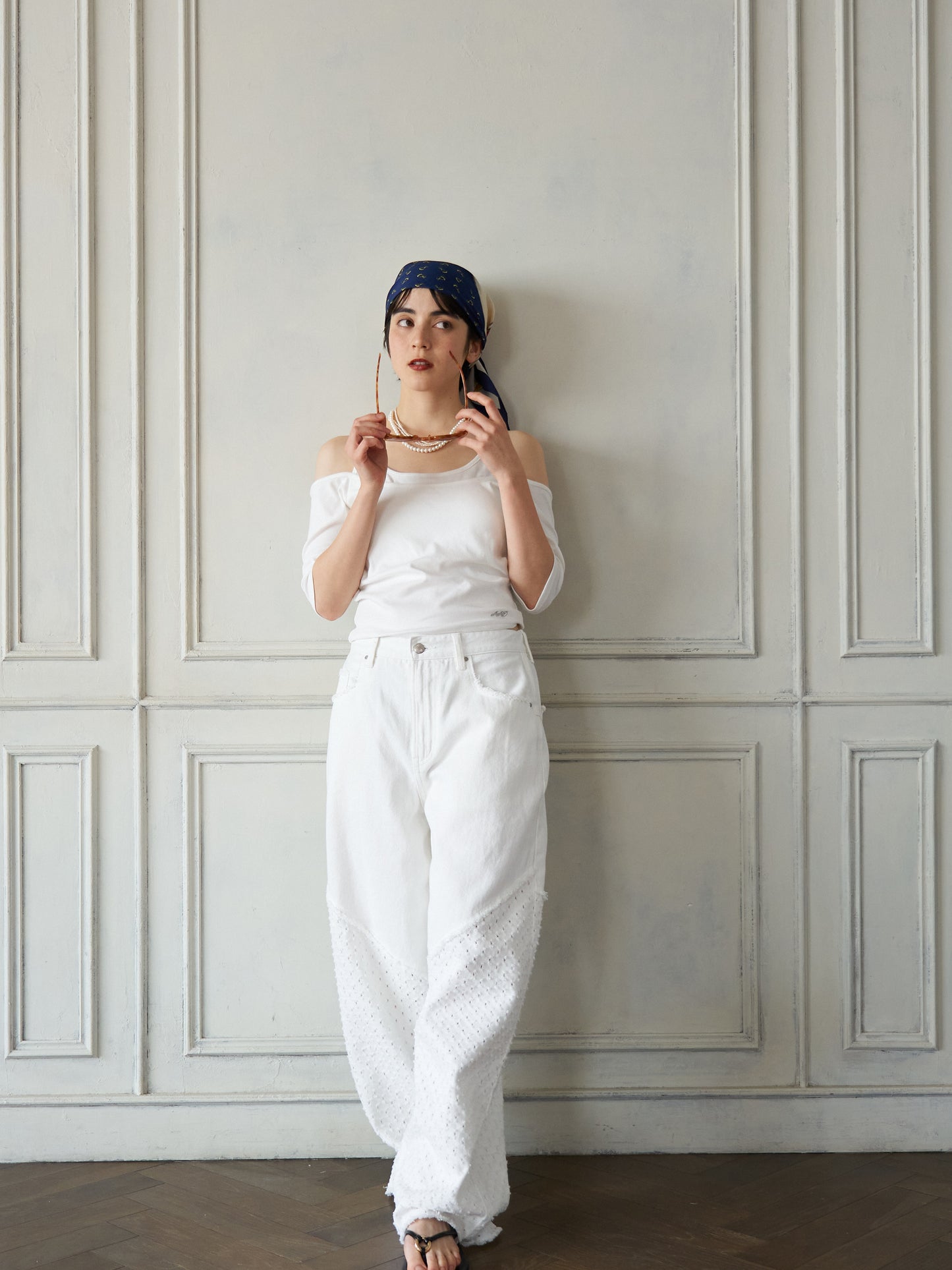 Layered Pad-in Pullover