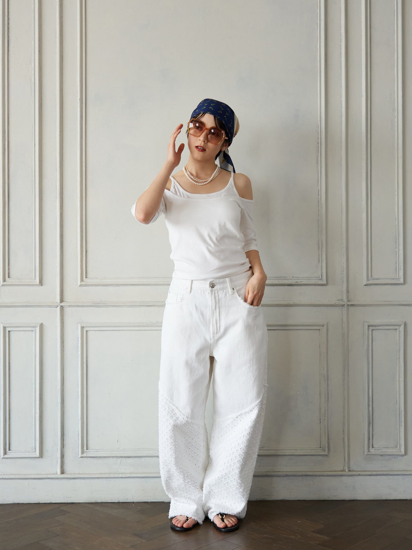 Layered Pad-in Pullover