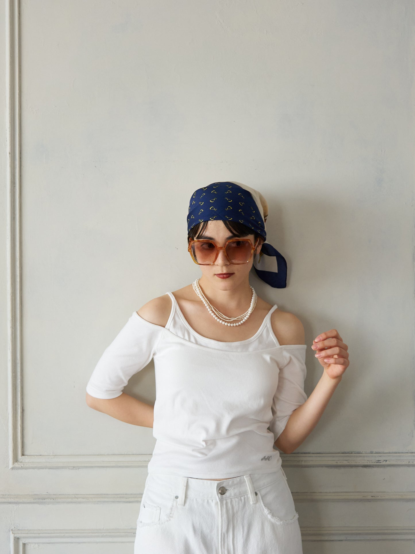 Layered Pad-in Pullover