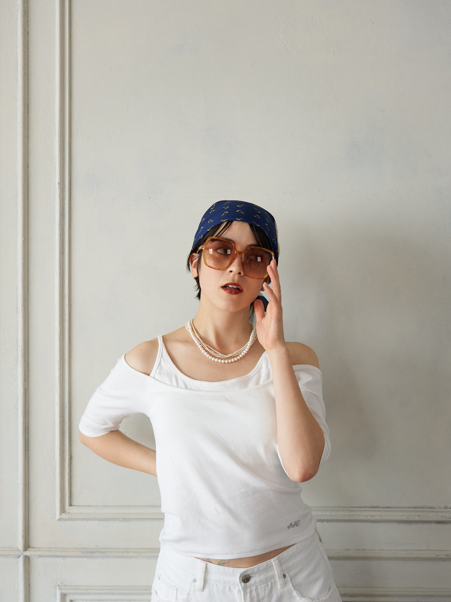 Layered Pad-in Pullover