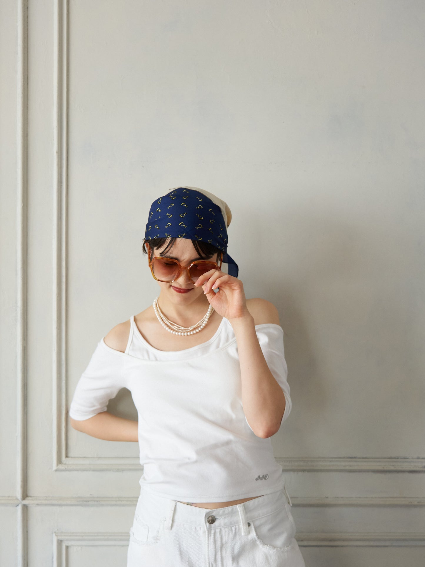 Layered Pad-in Pullover