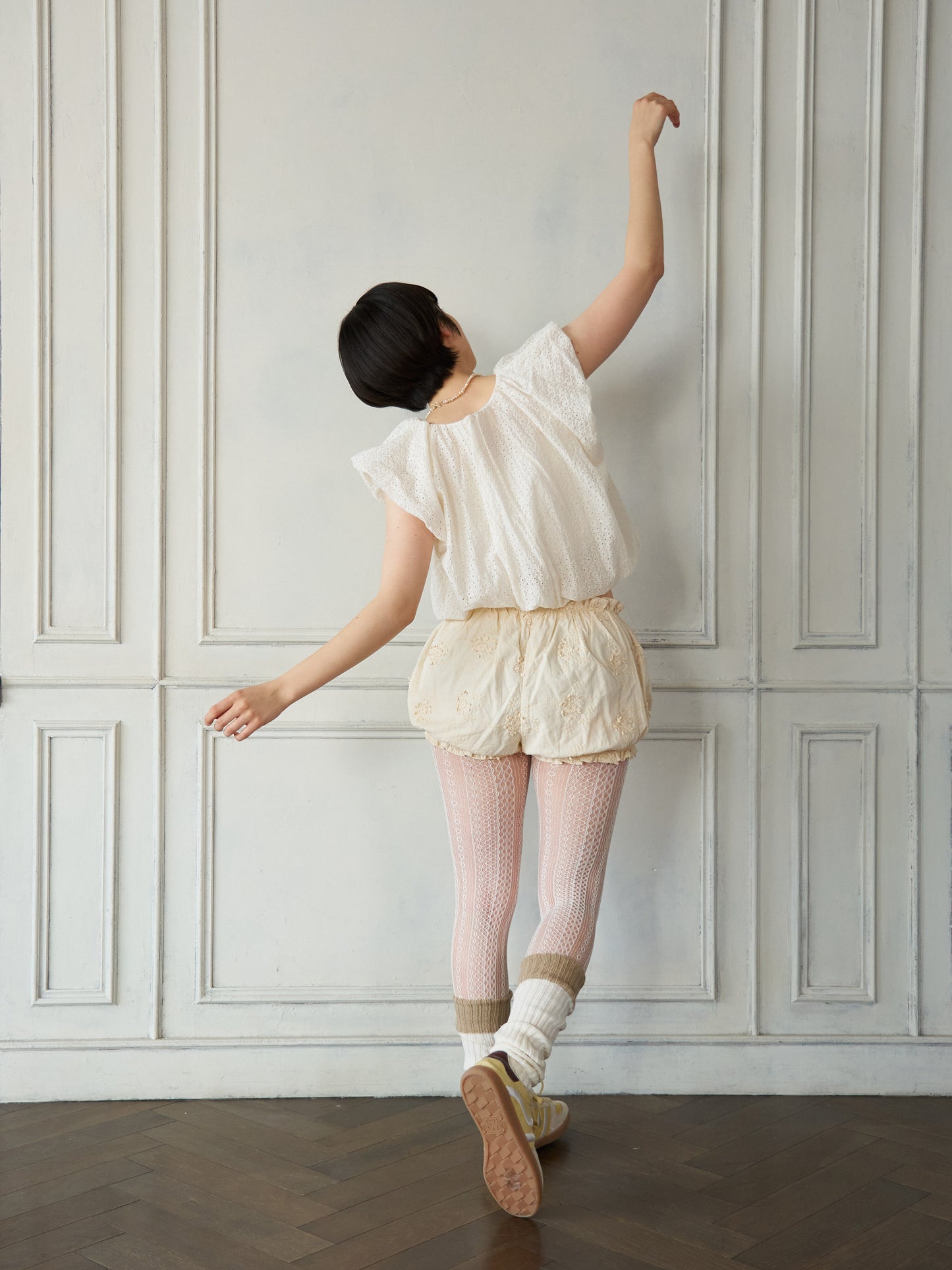 Airy Balance Lace Pullover