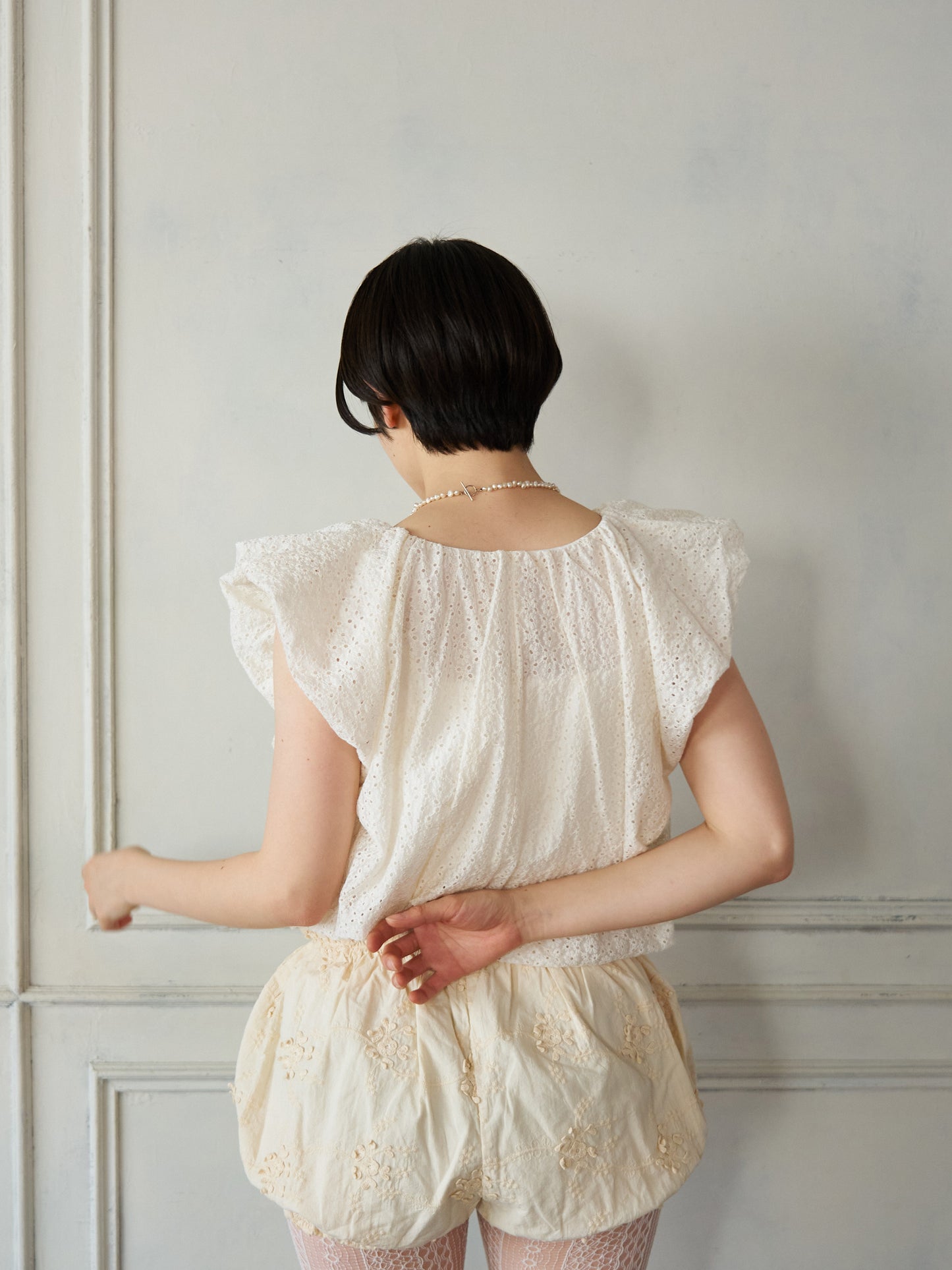 Airy Balance Lace Pullover