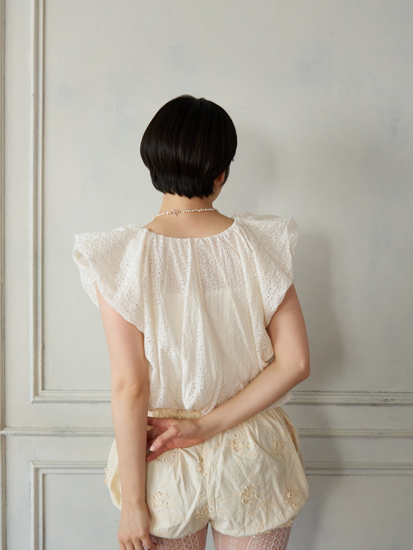 Airy Balance Lace Pullover