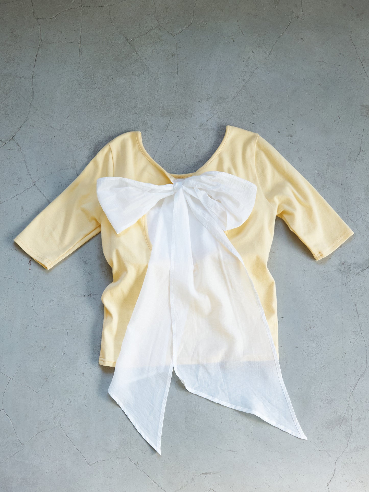Back Ribbon Cup-in Top