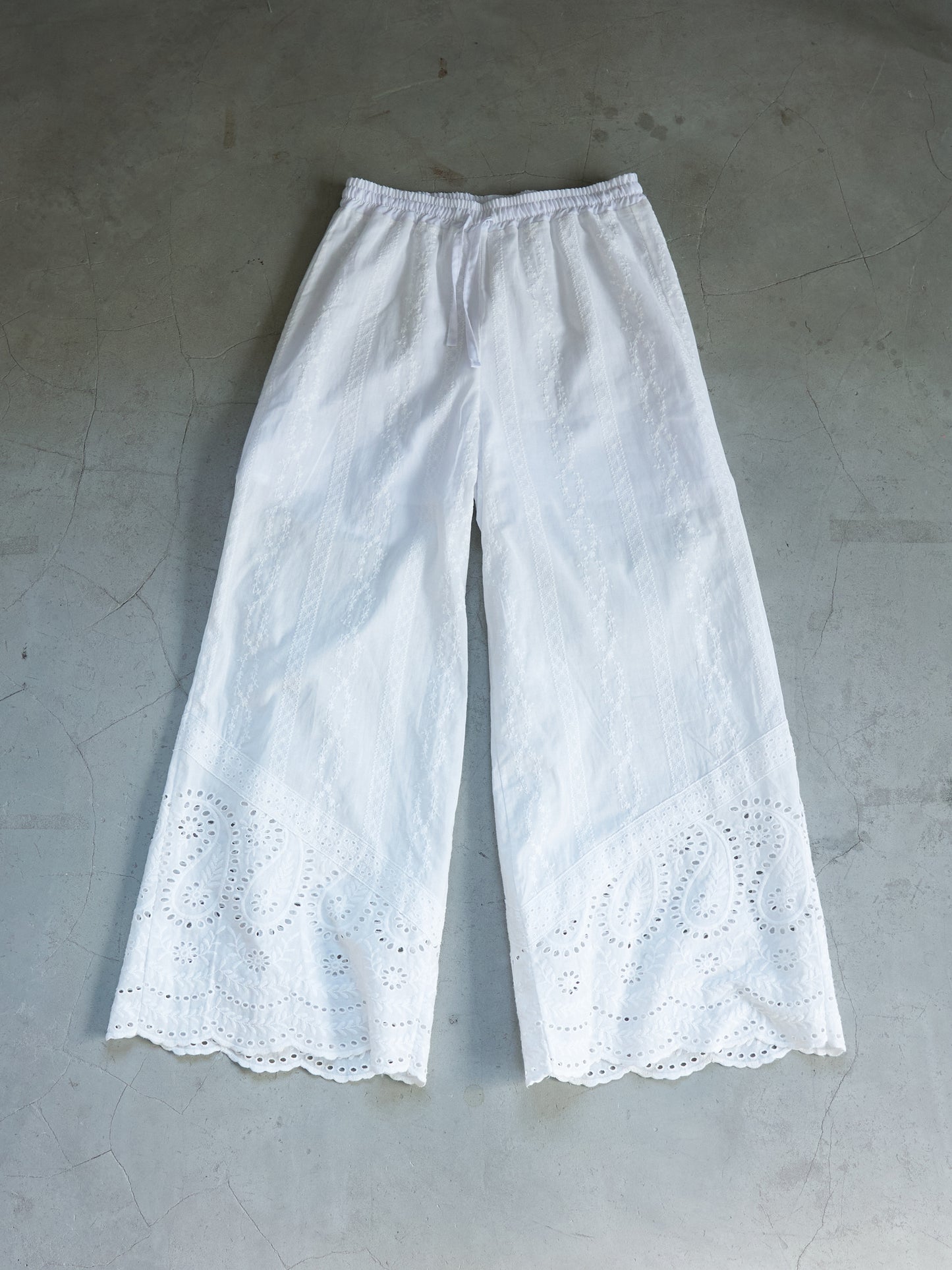 Lace Hem Easy Pants