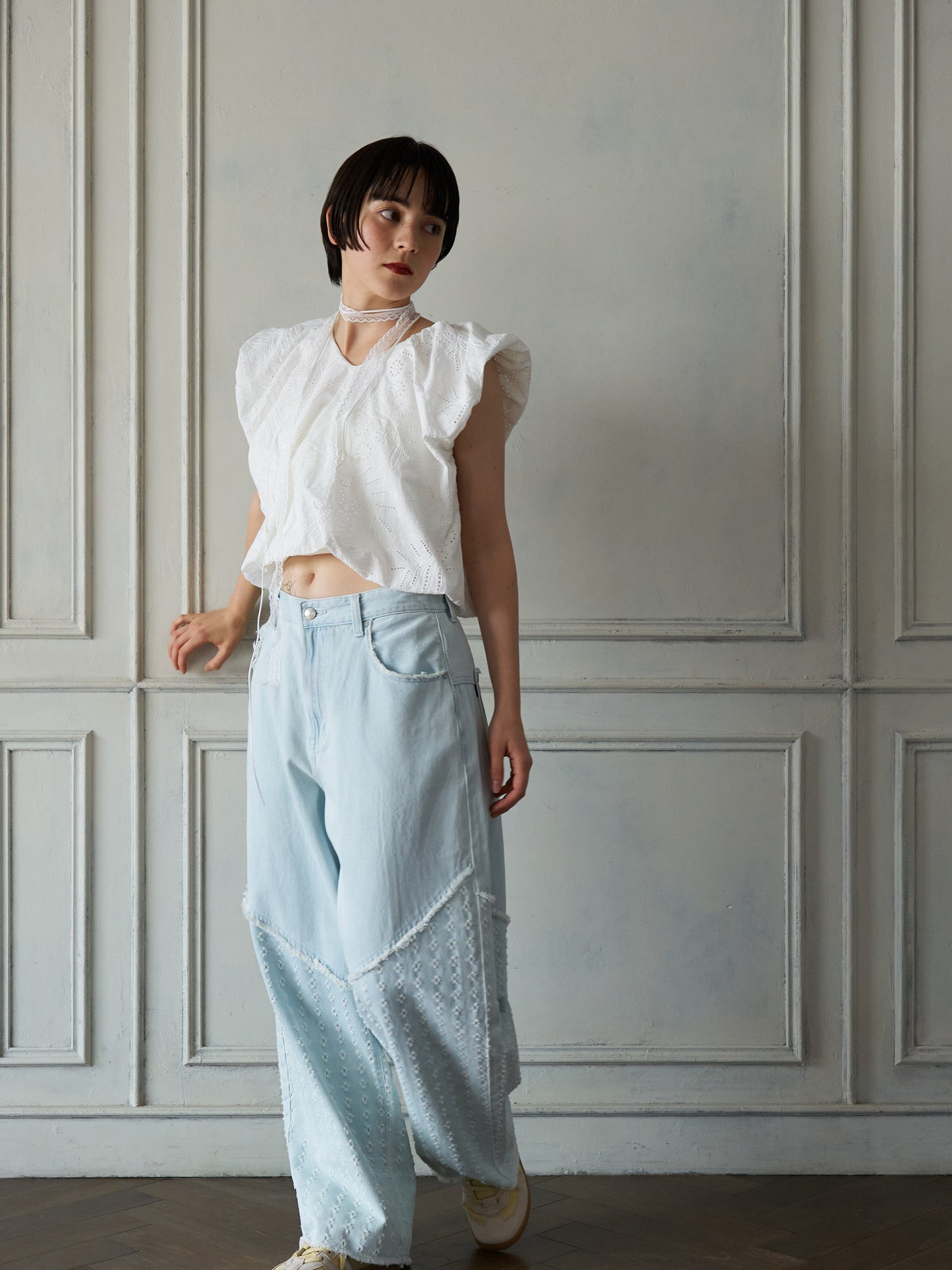 Airy Balance Lace Pullover