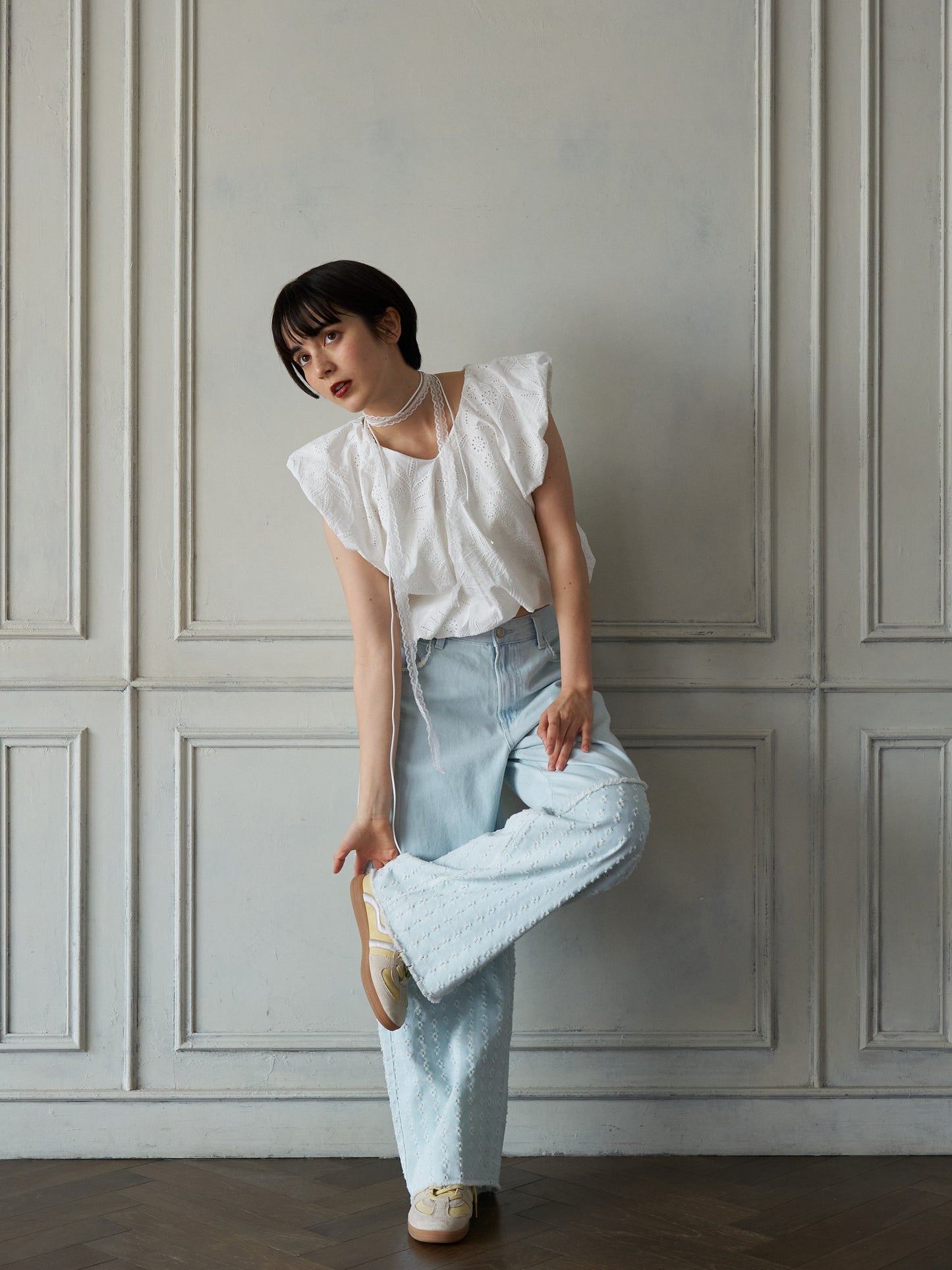 Airy Balance Lace Pullover