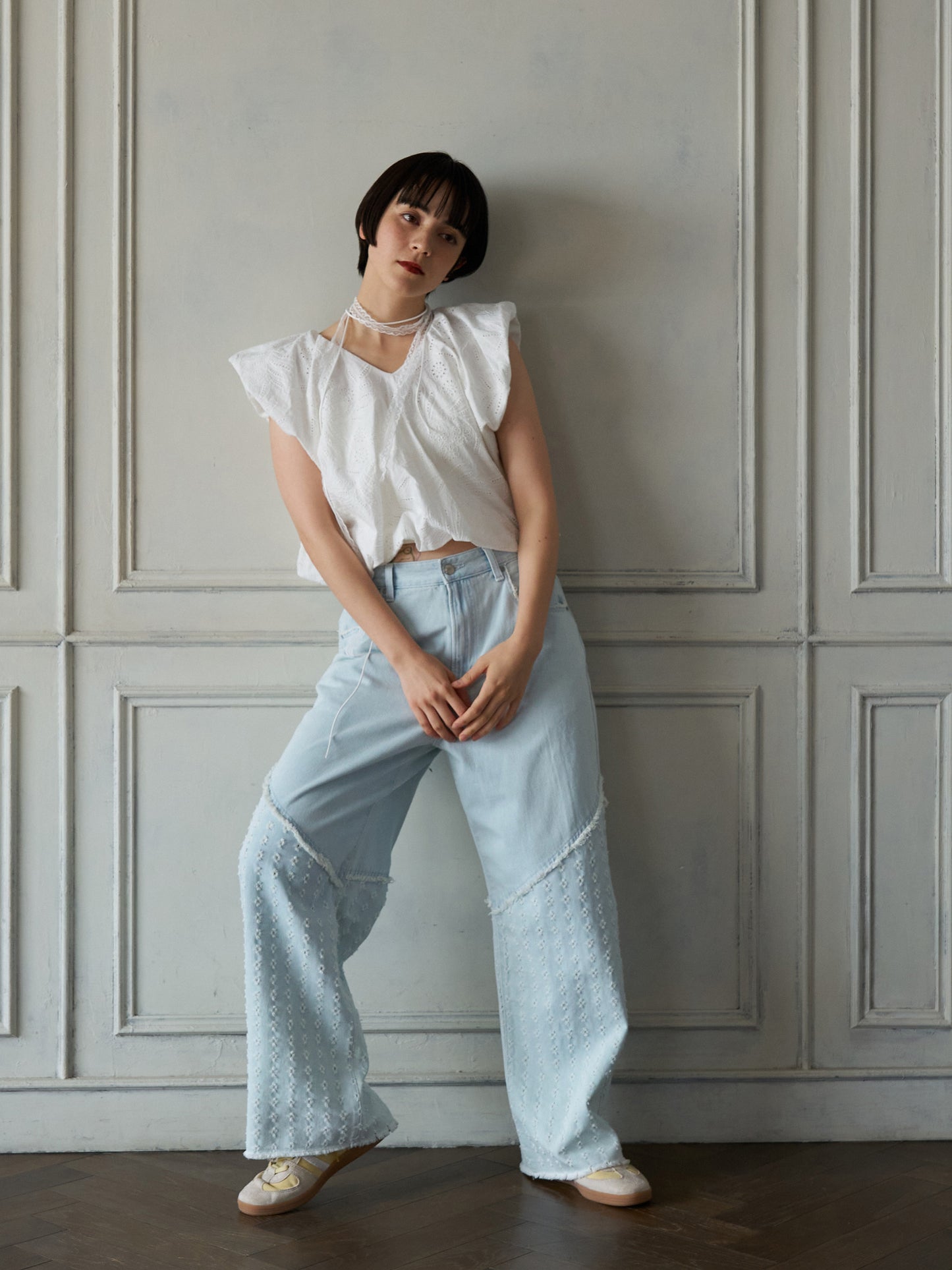 Airy Balance Lace Pullover