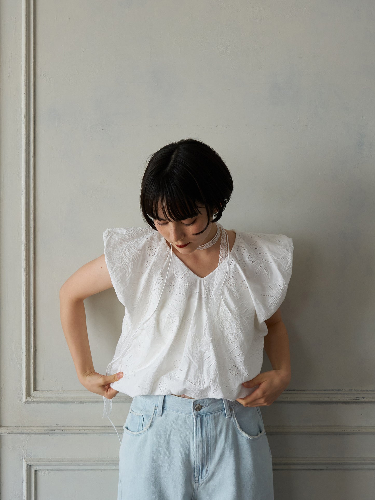 Airy Balance Lace Pullover