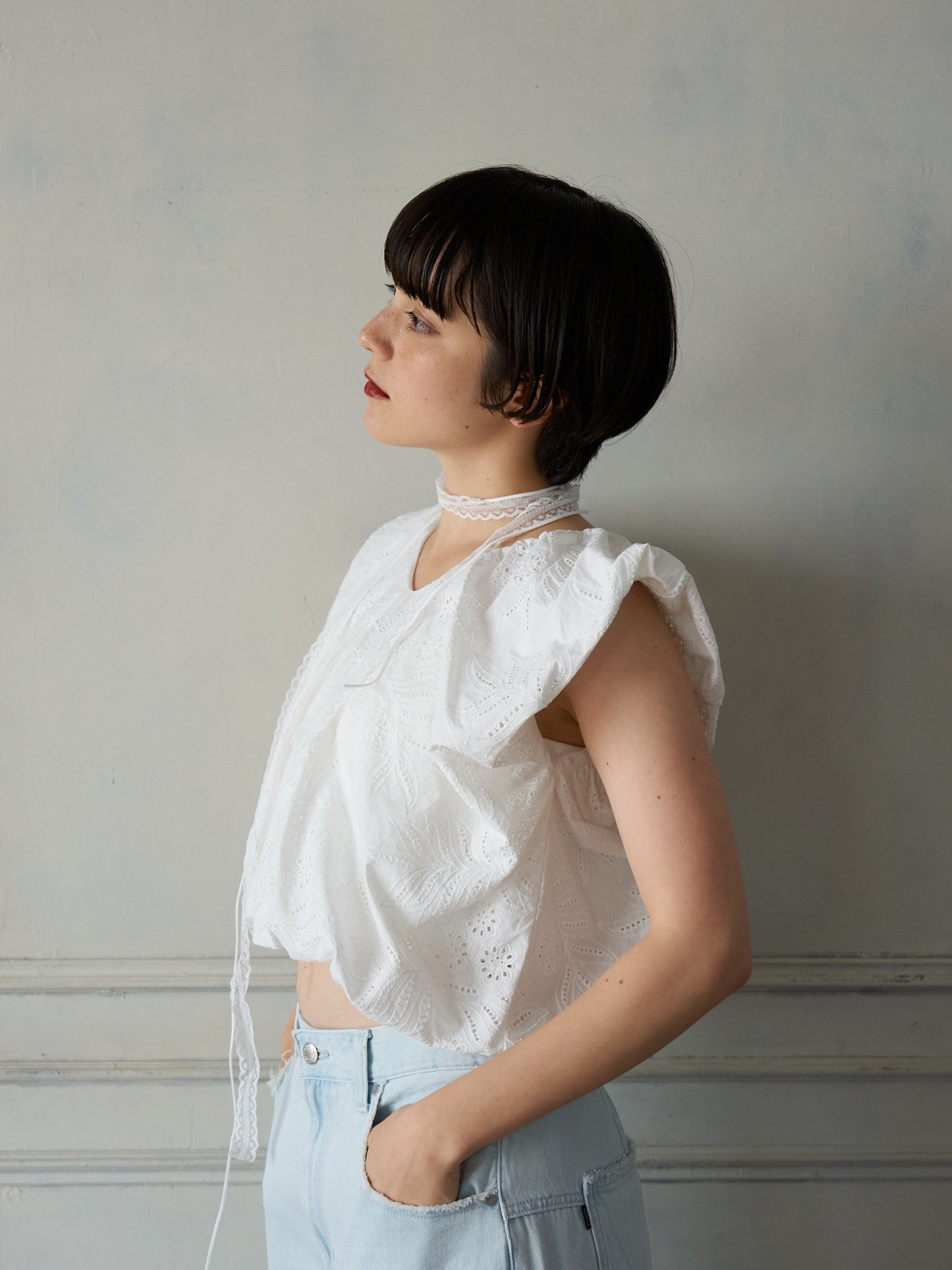 Airy Balance Lace Pullover