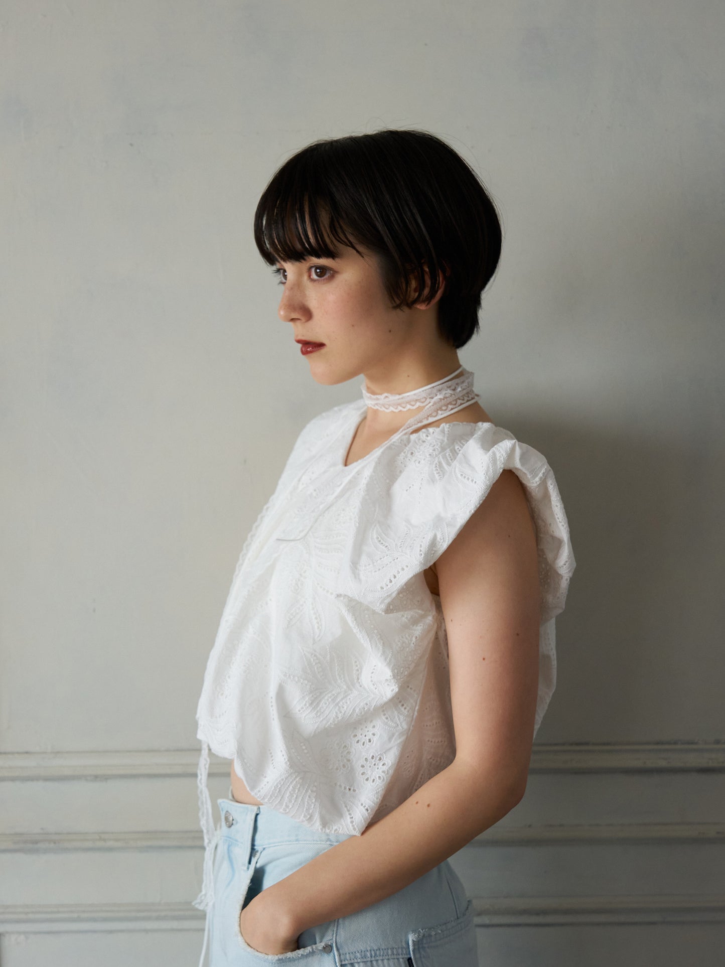 Airy Balance Lace Pullover