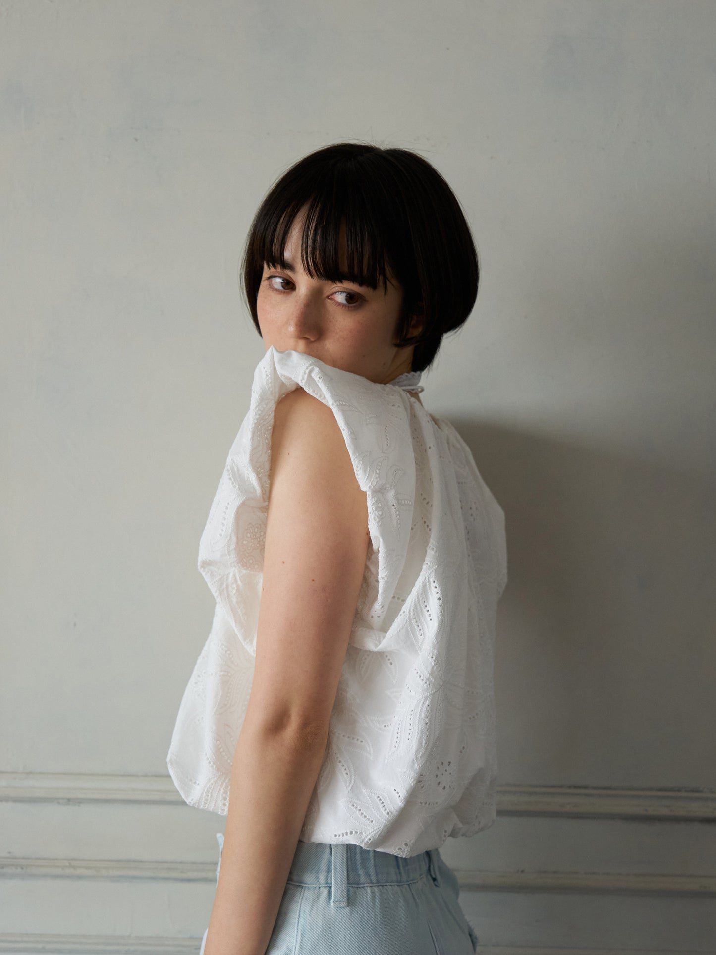 Airy Balance Lace Pullover