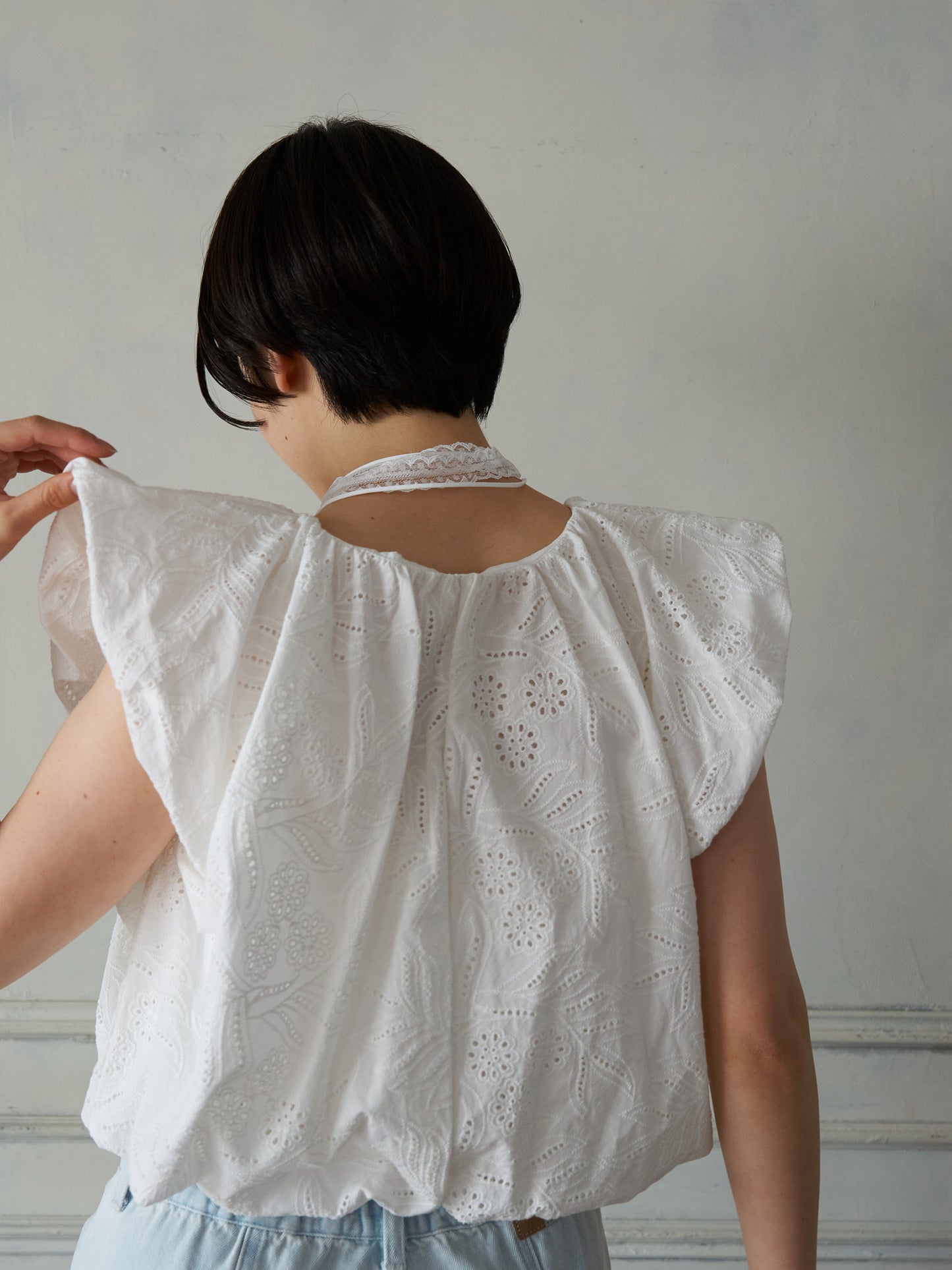 Airy Balance Lace Pullover